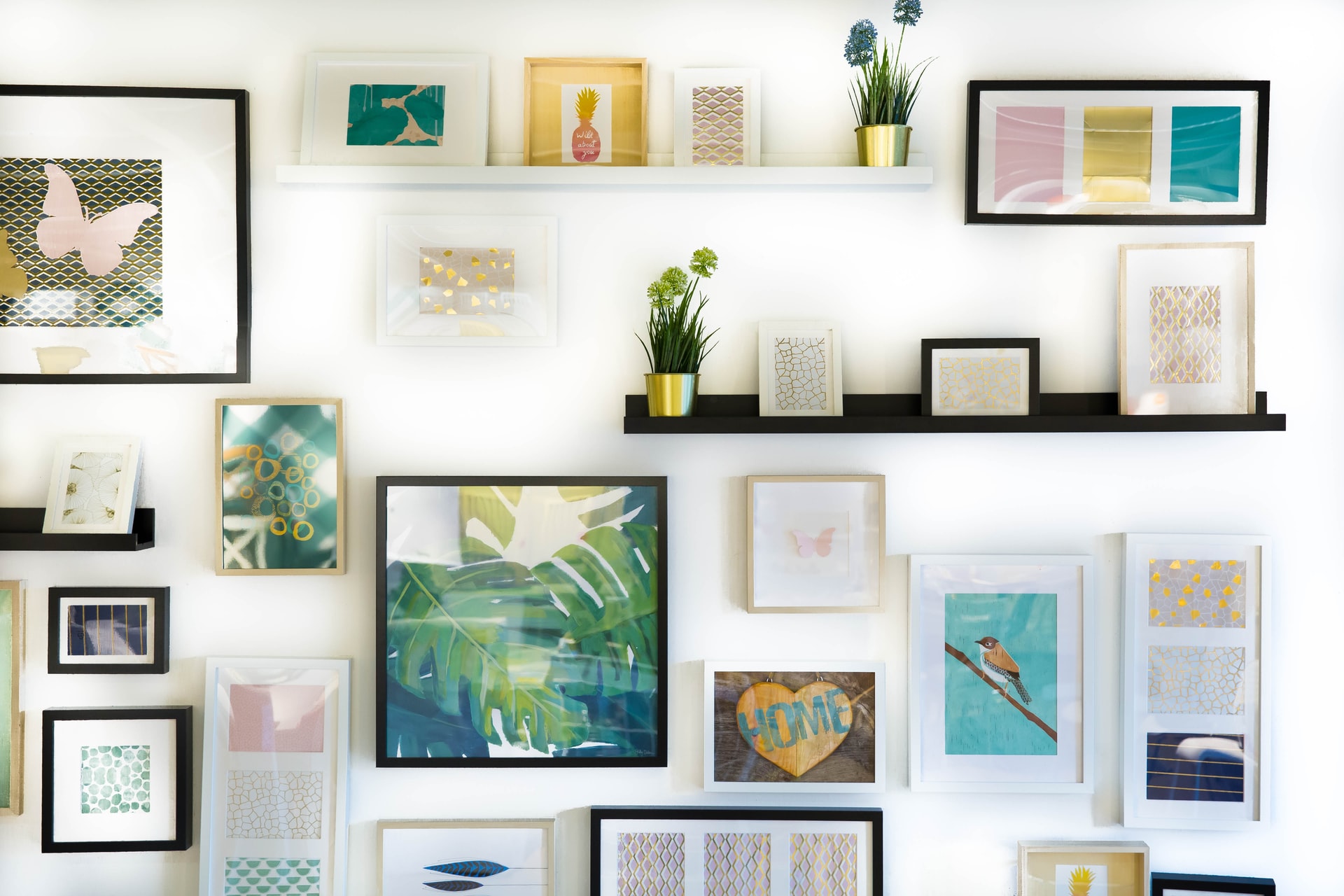 Spice Up Those Dull Rental Walls With These 3 Tips