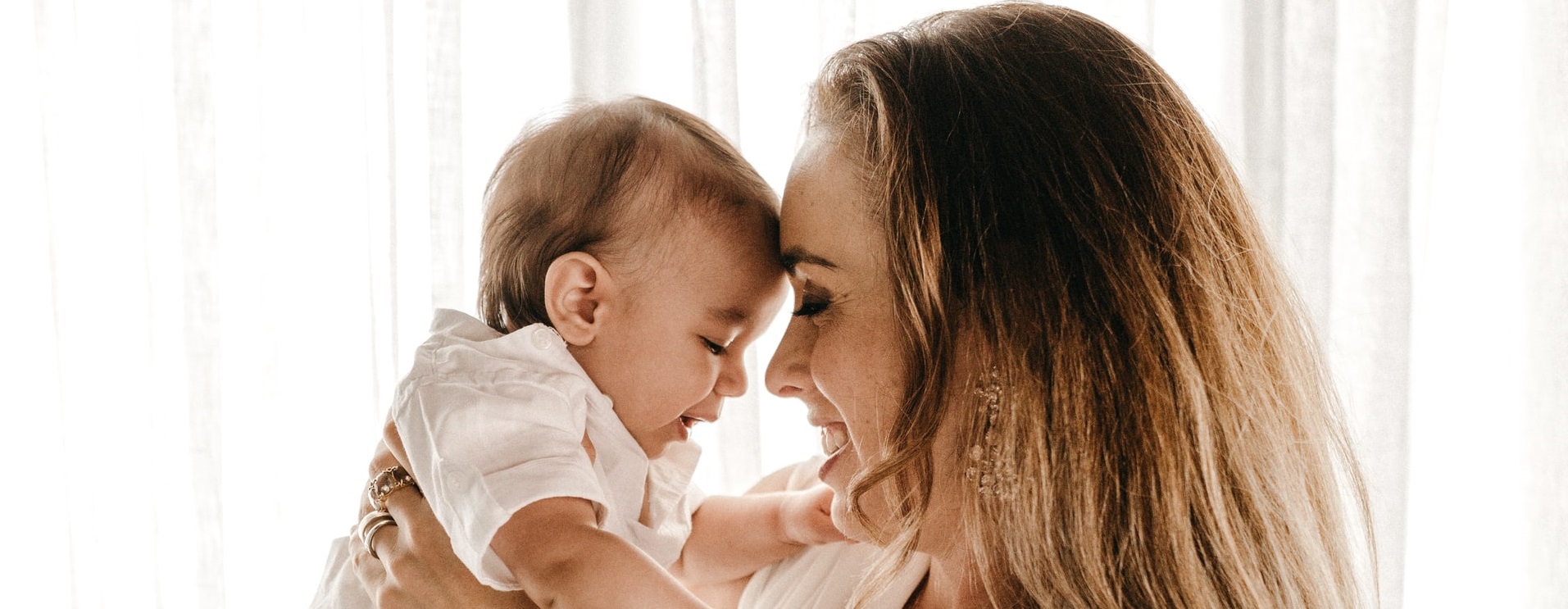 4 Signs a Baby Is Getting Enough Milk