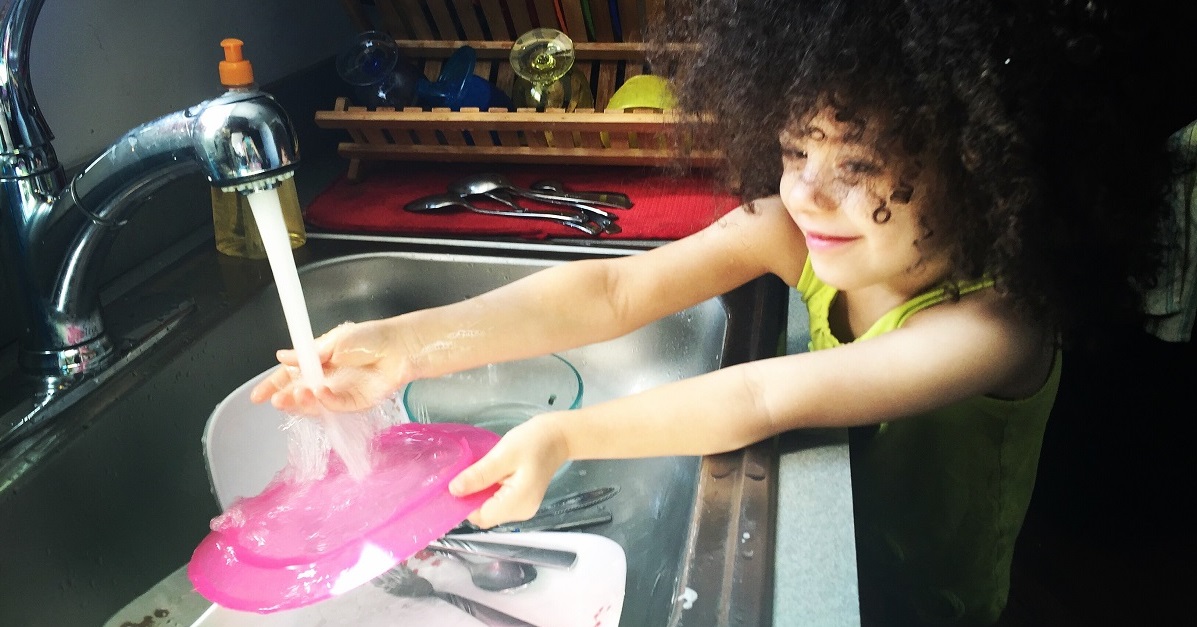 How Your Child Can Contribute to Chores at Every Age