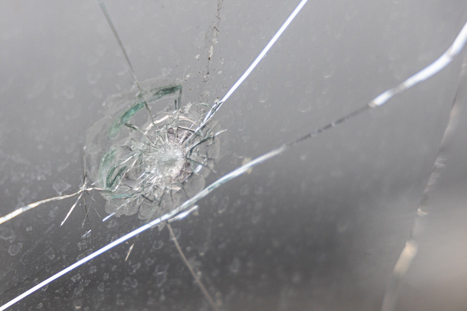 Why You Should Repair a Cracked Windshield Right Away