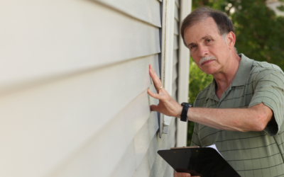 What to Look For After a Snow and Ice Storm: Examining Your Siding