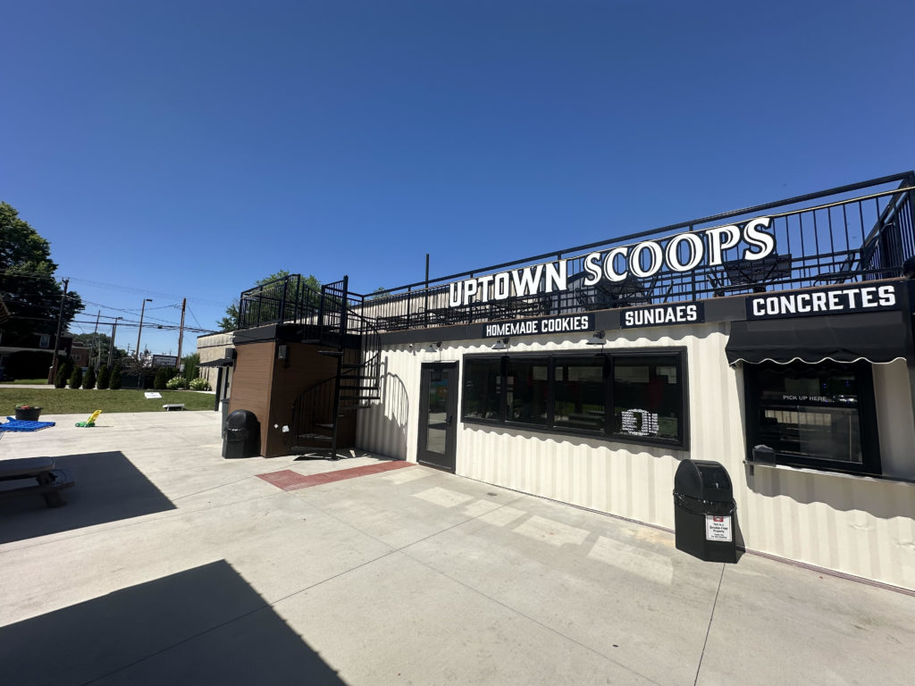 uptown scoops collinsville il