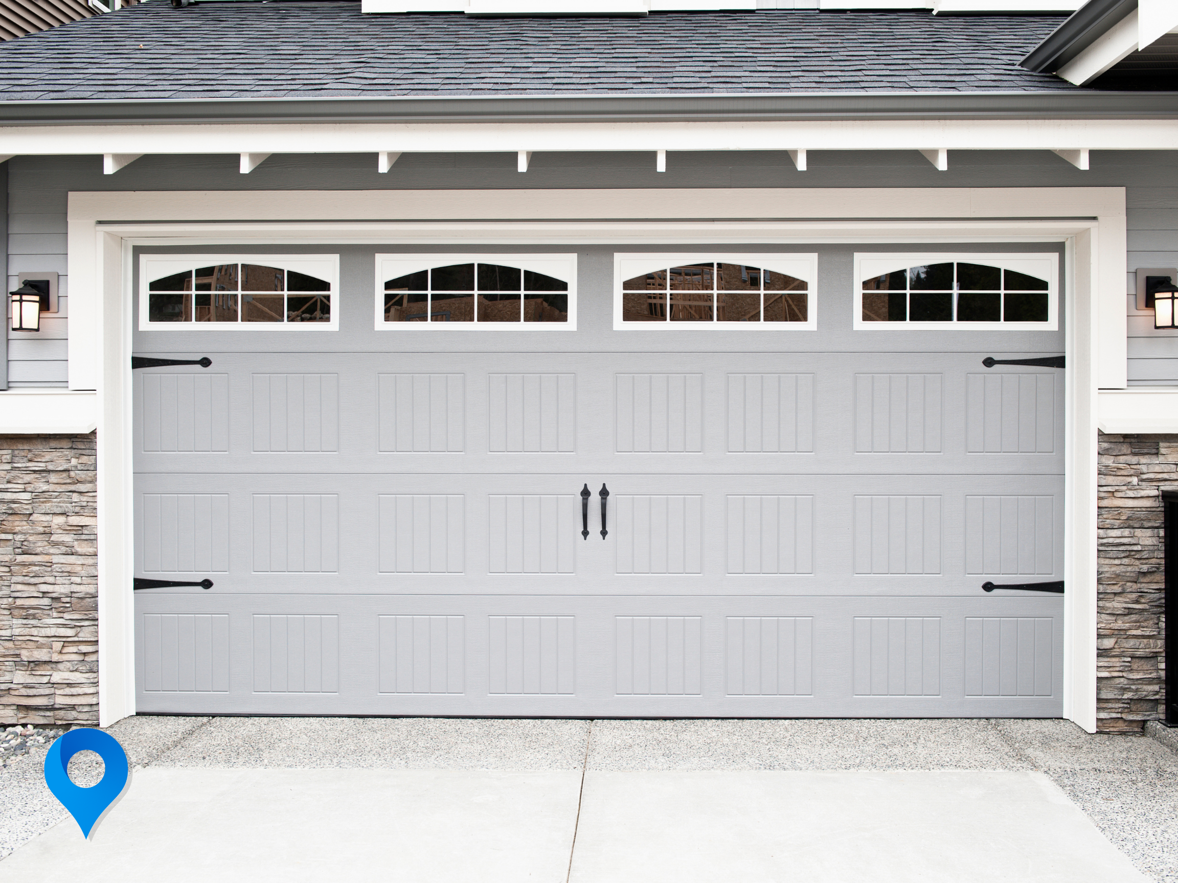 What Signs Indicate That My Murfreesboro Garage Door Needs Repair or Replacement?