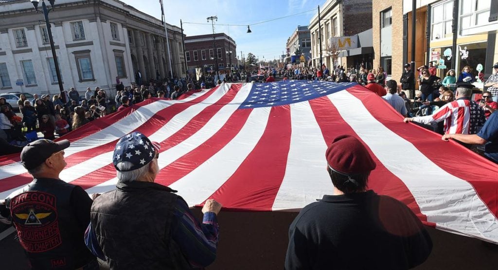 Linn County Veterans Day Parade