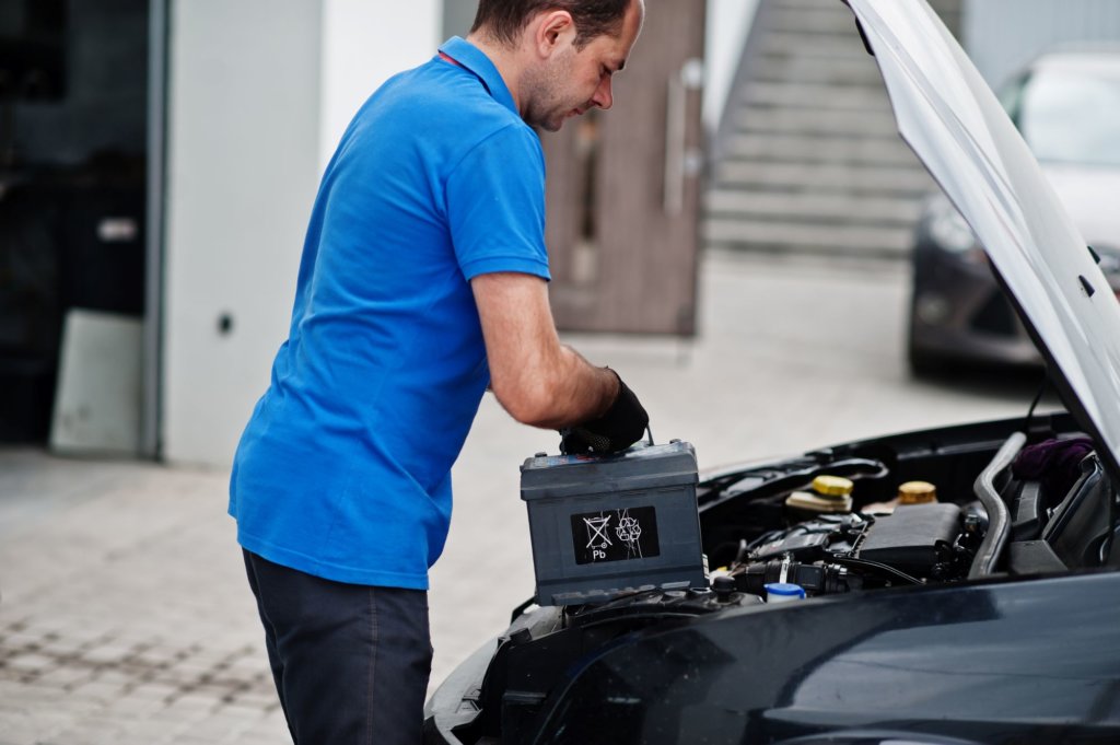 Replacing battery in car