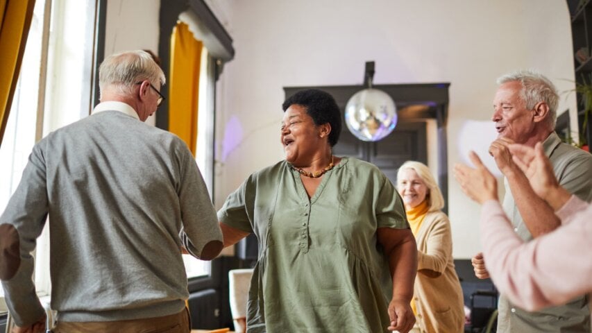 The Benefits of Social Activities for Seniors: Staying Engaged and Healthy