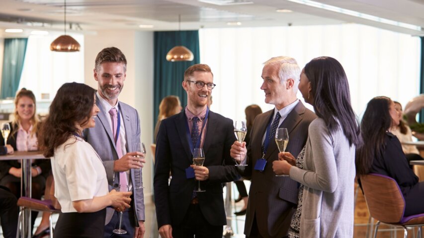 5 Tips for Networking Like a Pro: Building Meaningful Business Connections