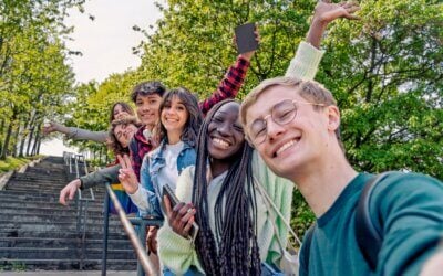 Leaving the Nest: College Transition Tips for Students (and Parents)