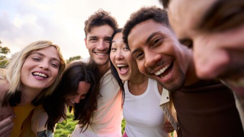 How to Make New Friends as an Adult (Yes, It’s Possible!)