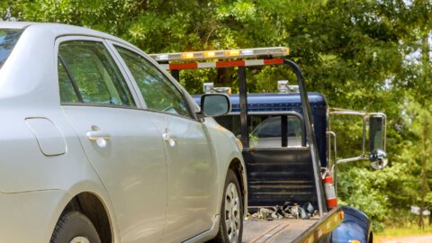 Towing Services in Salem: Who to Call When You Need a Lift