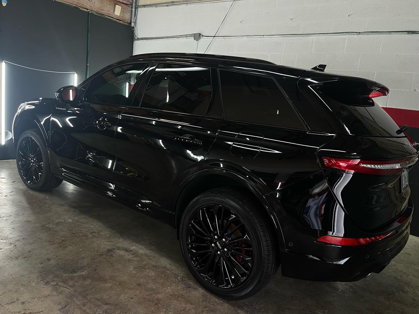 Best Ceramic Coating Shops in Miami, FL