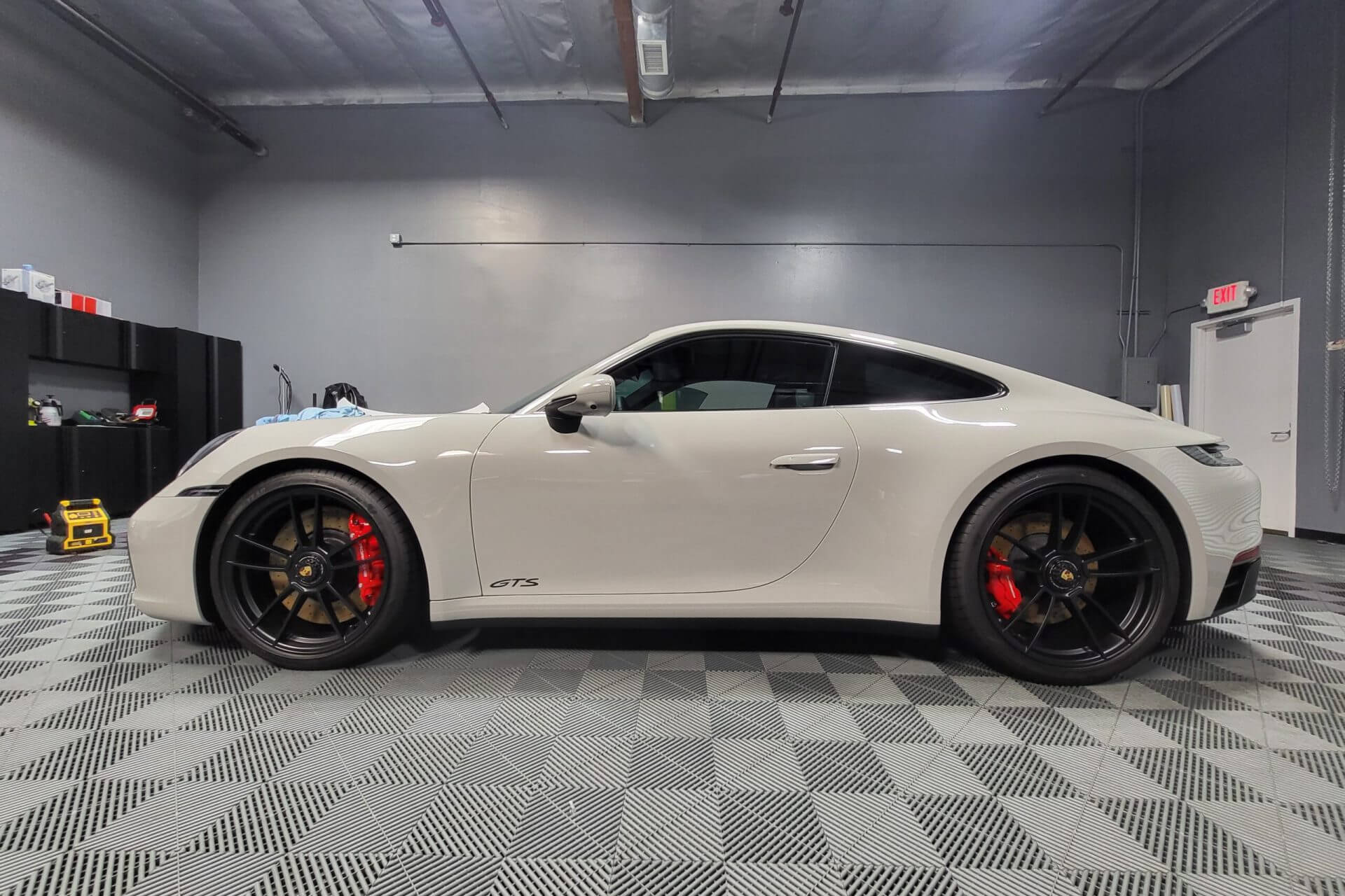 Best Ceramic Coating Shops in Santa Fe Springs, California