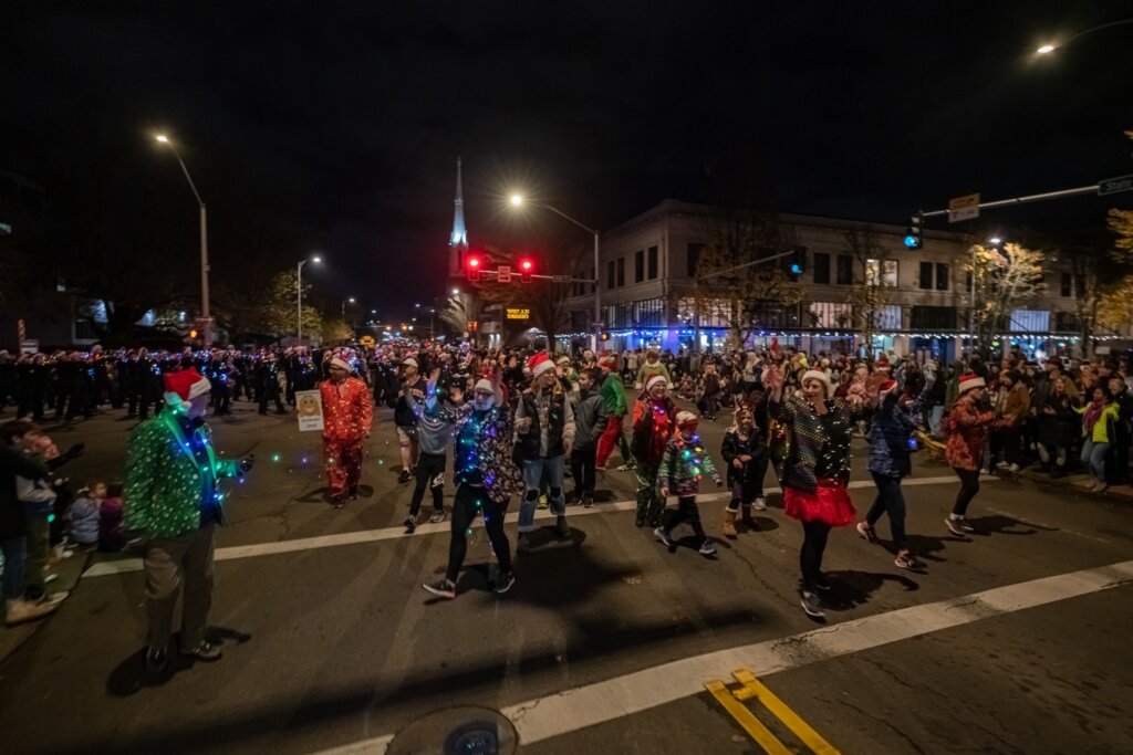 salem holiday parade