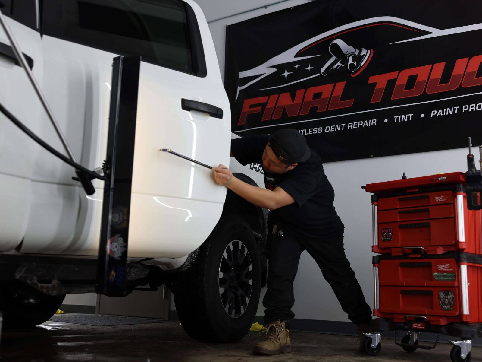 Best Paintless Dent Repair Shops in St. Louis Park, MN