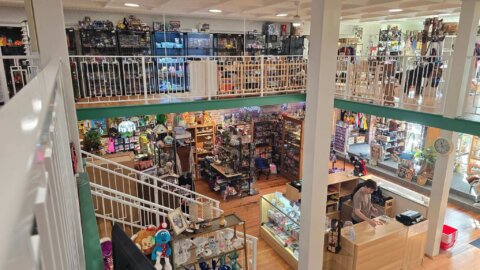 Finders Keepers Unique Boutique LLC Grows Community Connections in Downtown Salem