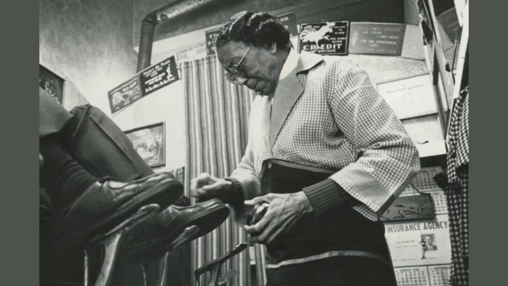 Pioneering Women Walking Tour