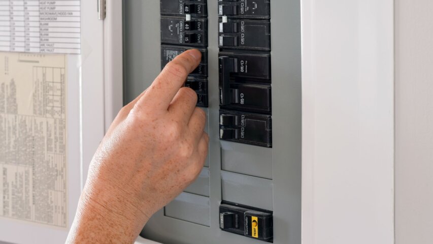 Signs Your Home's Electrical System Needs an Inspection