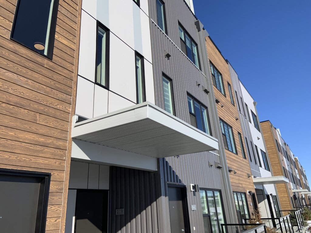 siding installation regina Saskatchewan