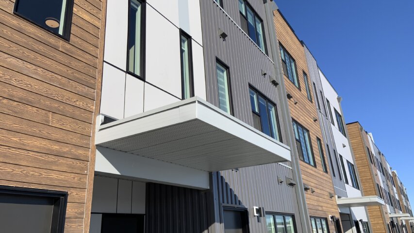 Everything Homeowners Need to Know About Siding Installation in Regina, Saskatchewan (2026)