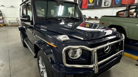 How Does Auto Detailing Remove Deep Interior Stains Without Damaging Upholstery