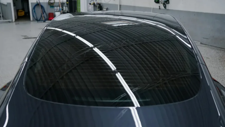 What Factors Determine Whether Auto Glass Repair Or Replacement Is Needed