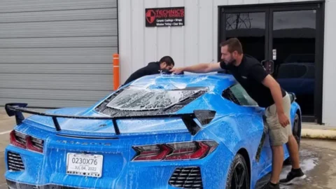 How Does Mobile Detailing Help Protect Automotive Paint From Environmental Contaminants