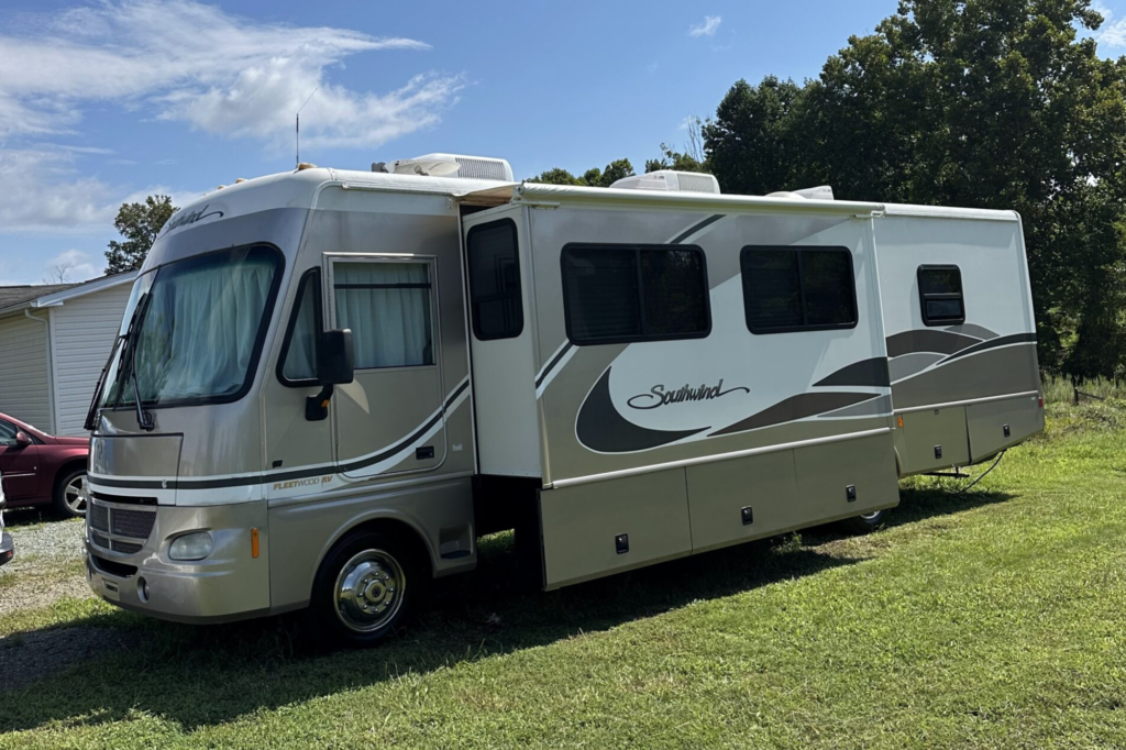 Motorhome with a clean exterior after RV detailing.