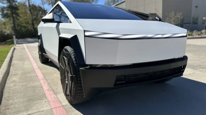 Can Vinyl Wrap Be Used To Create Racing Stripes Without Permanent Paint
