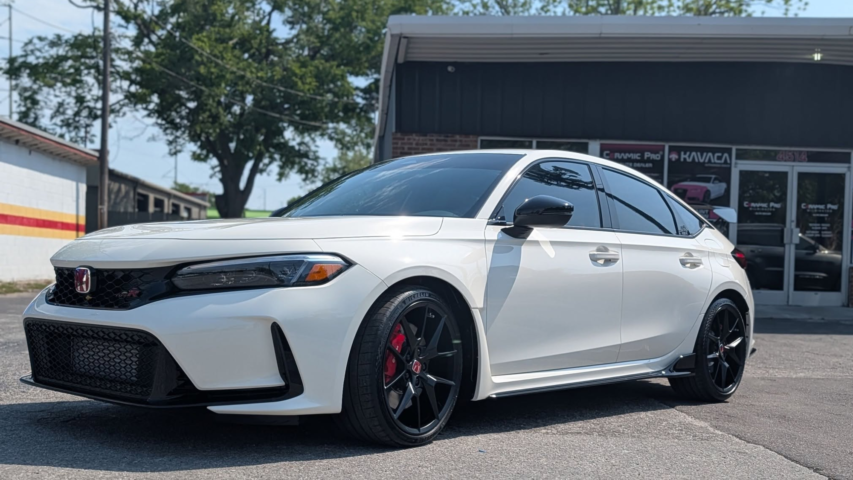 How Does Ceramic Window Tinting Handle Infrared Heat Compared With Traditional Films