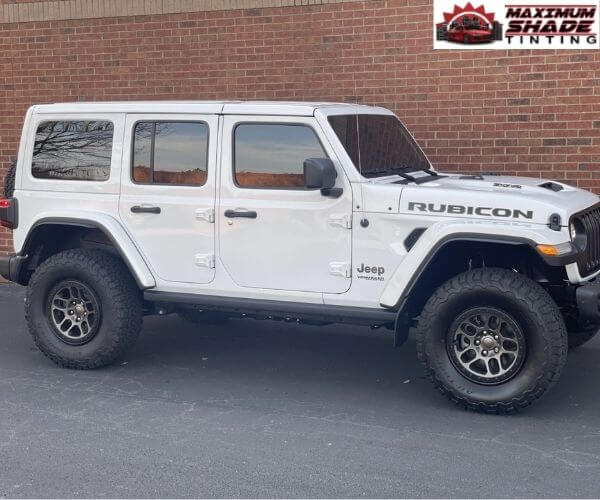 What Factors Determine How Much Heat Window Tinting Can Block From a Vehicle’s Cabin